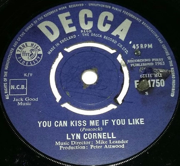 Lynn Cornell : Sally Go Round The Roses (7")