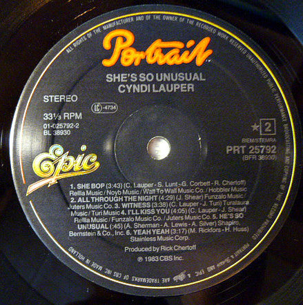 Cyndi Lauper : She's So Unusual (LP,Album,Stereo)