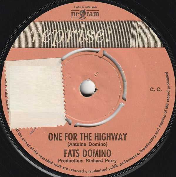 Fats Domino : Honest Papas Love Their Mamas Better / One For The Highway (7",45 RPM,Single)