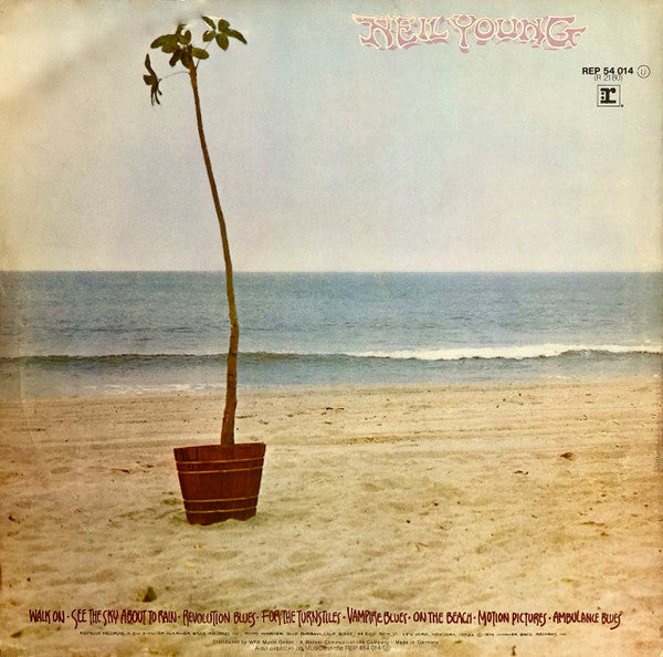 Neil Young : On The Beach (LP, Album)