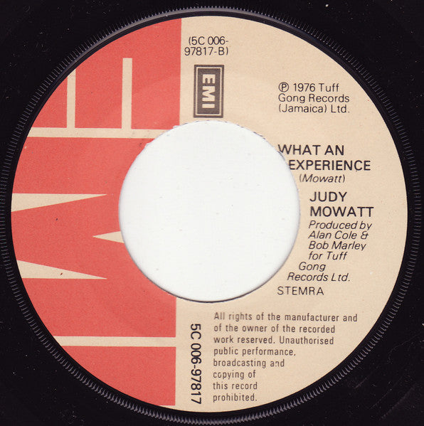 Judy Mowatt : Pour Sugar On Me (7",45 RPM,Single)