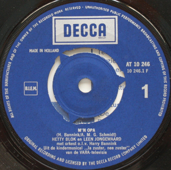 Hetty Blok En Leen Jongewaard : M'n Opa / Lodewijk, Waar Zit Je (7",45 RPM,Single)