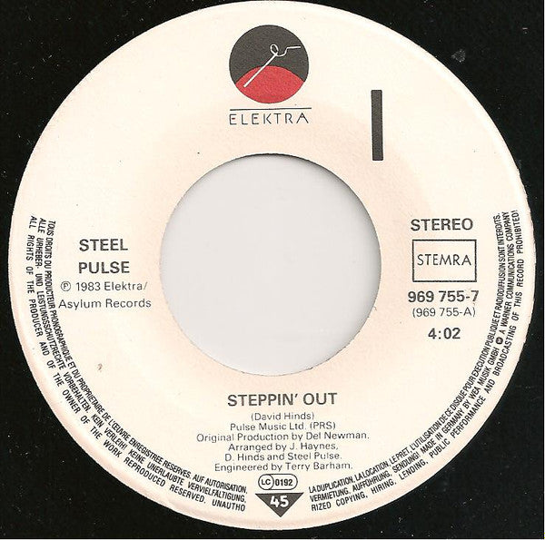 Steel Pulse : Steppin' Out (7",45 RPM)