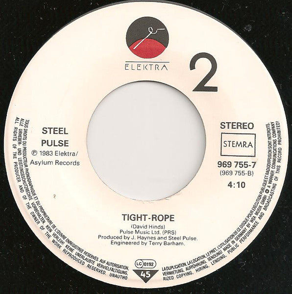 Steel Pulse : Steppin' Out (7",45 RPM)