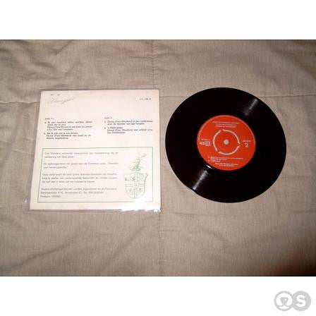 Dorus : Ik Zou Honderd Willen Worden, Alleen Maar Om Te Zien - Liedjes En Conferences Van Dorus (Tom Manders) (7",EP,45 RPM)