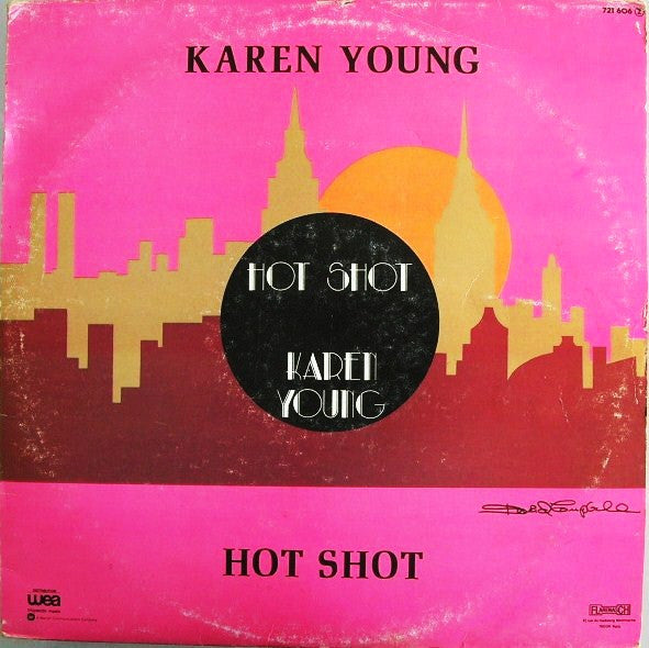 Karen Young : Hot Shot (12",45 RPM,Maxi-Single,Stereo)