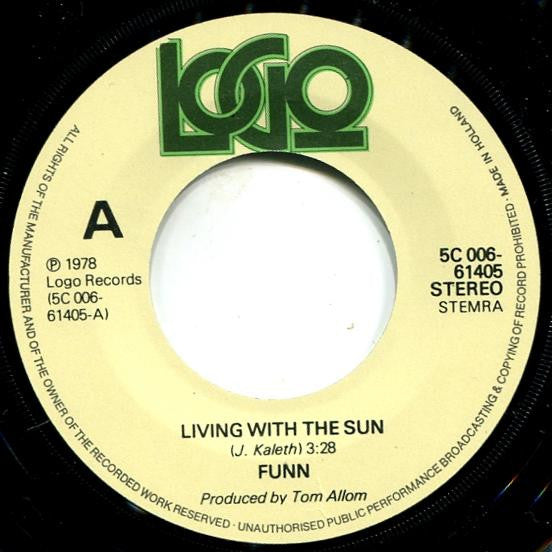 Funn : Living With The Sun (7",45 RPM,Single)